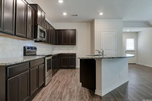 $1,895 | 121 Little Wichita, Cibolo, TX 78108