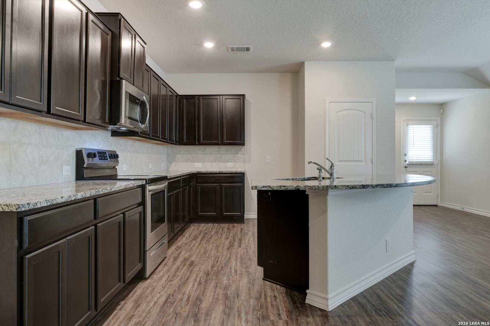 121 Little Wichita Cibolo, TX 78108 - Photo 7 of 24