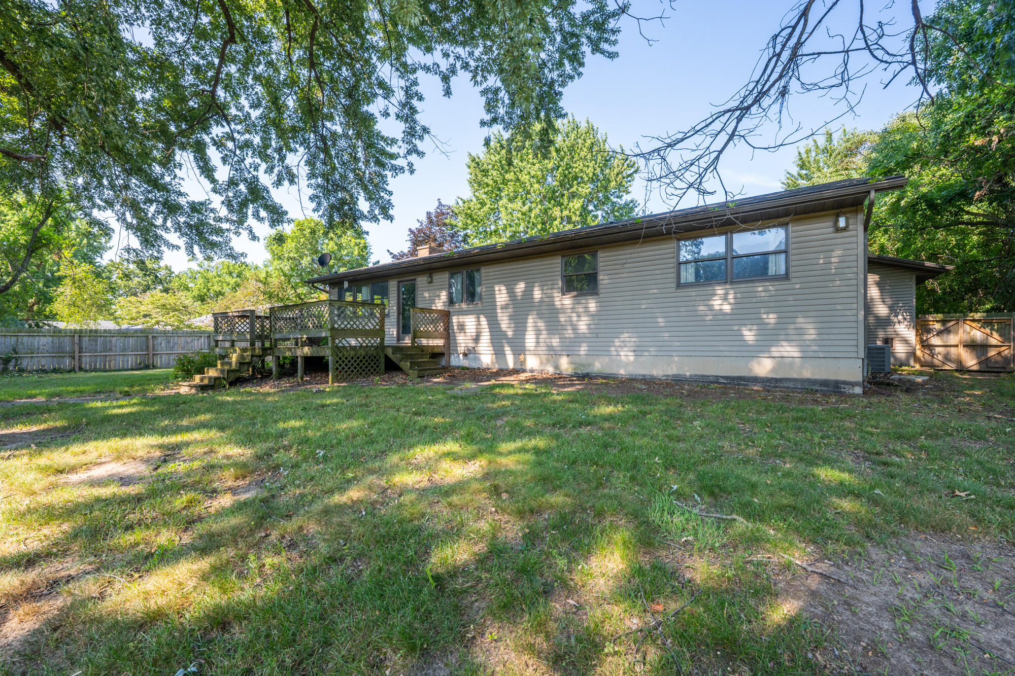 4203 Monica Road Stevensville, MI 49127 - Photo 27 of 28 Nice Yard