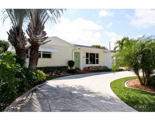 224 Bunker Ranch Road West Palm Beach, FL 33405 - Photo 1 of 13 Primary Photo