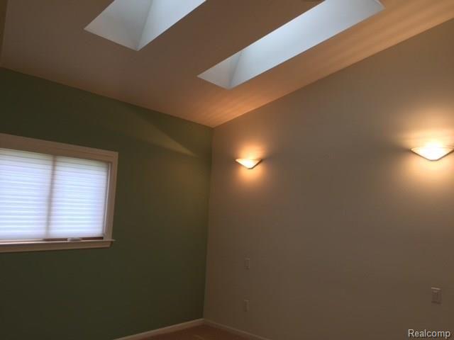 5660 Sally Road Clarkston, MI 48348 - Photo 8 of 24 IMG_8949.JPG