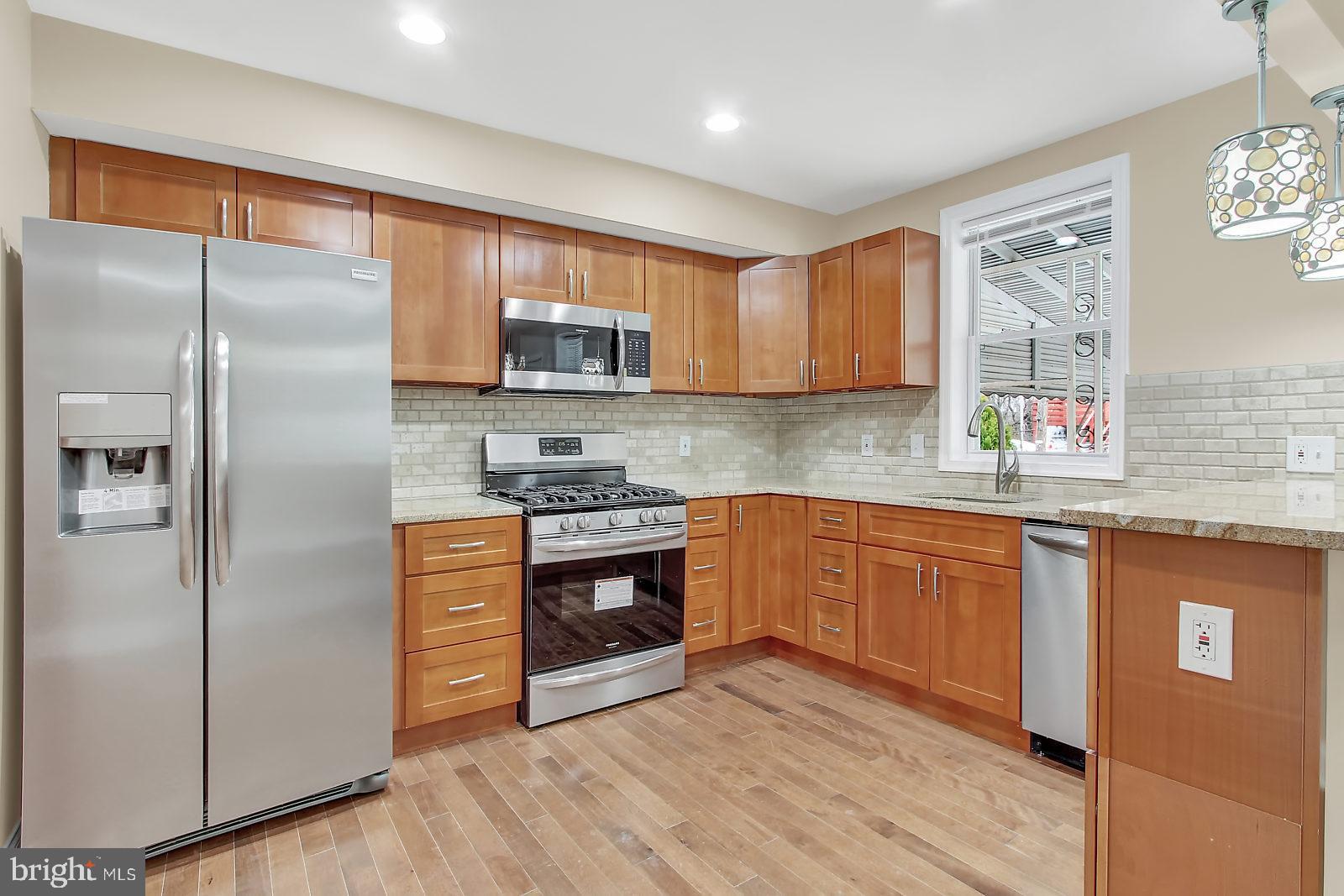 4059 Annellen Road Baltimore, MD 21215 - Photo 2 of 25 Kitchen
