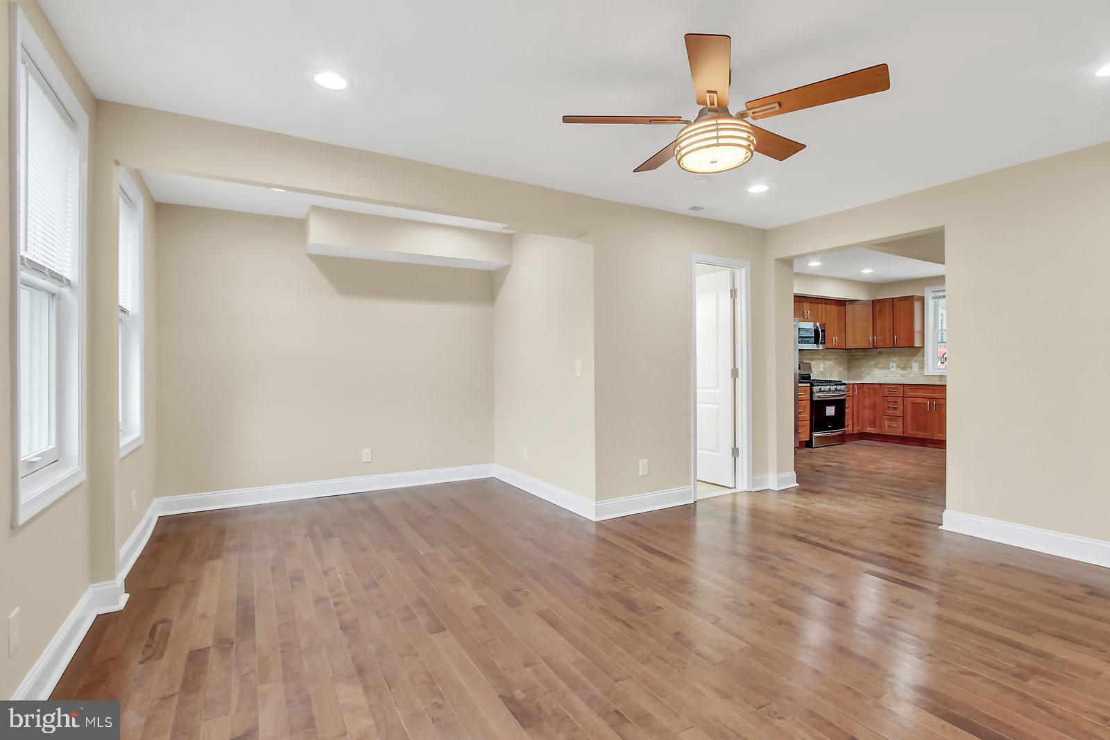 4059 Annellen Road Baltimore, MD 21215 - Photo 6 of 25 Living Room