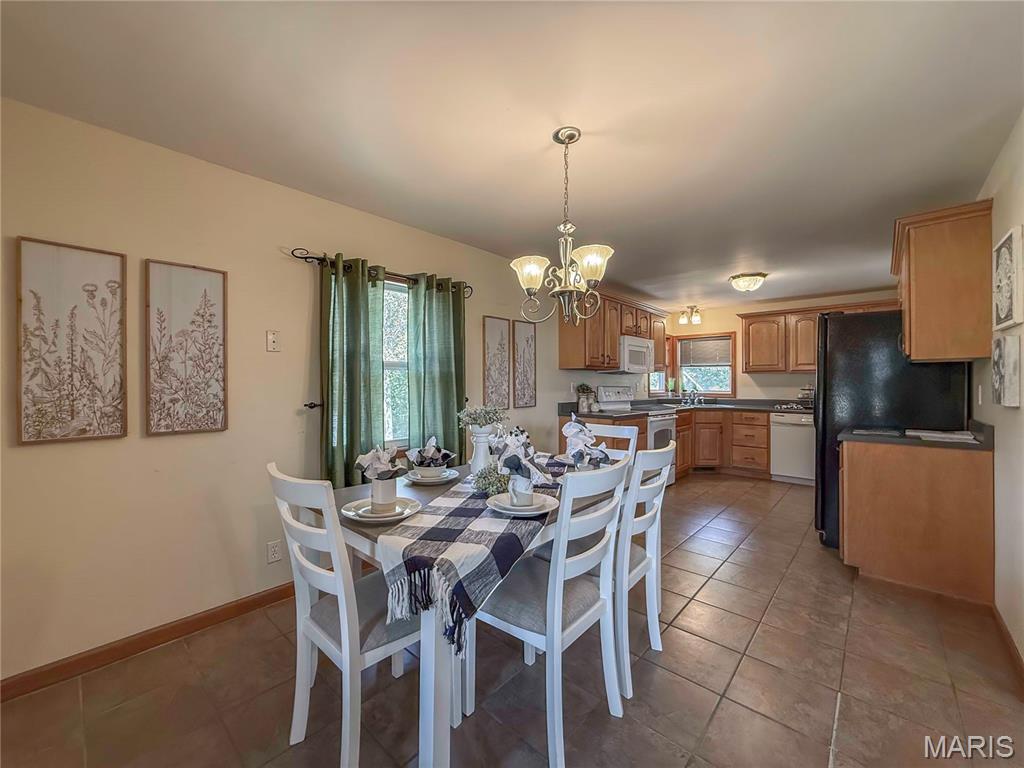 12268 State Rd TT Festus, MO 63028 - Photo 8 of 32