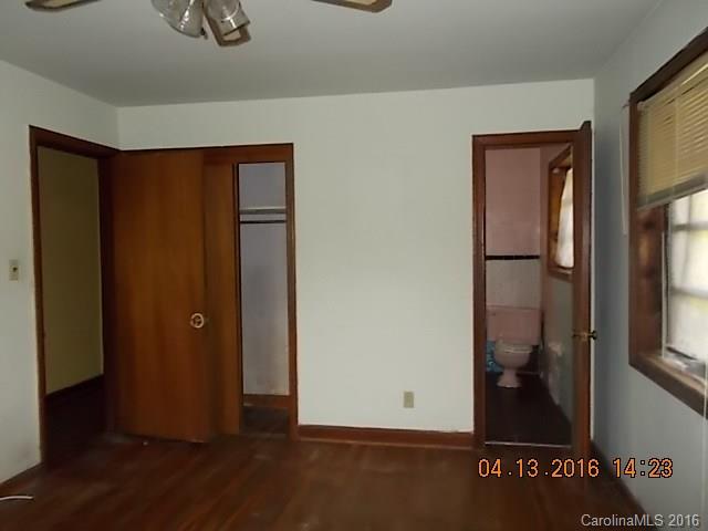 8448 Pence Road, Unit 1 Charlotte, NC 28215 - Photo 16 of 17 Gallery Image 16