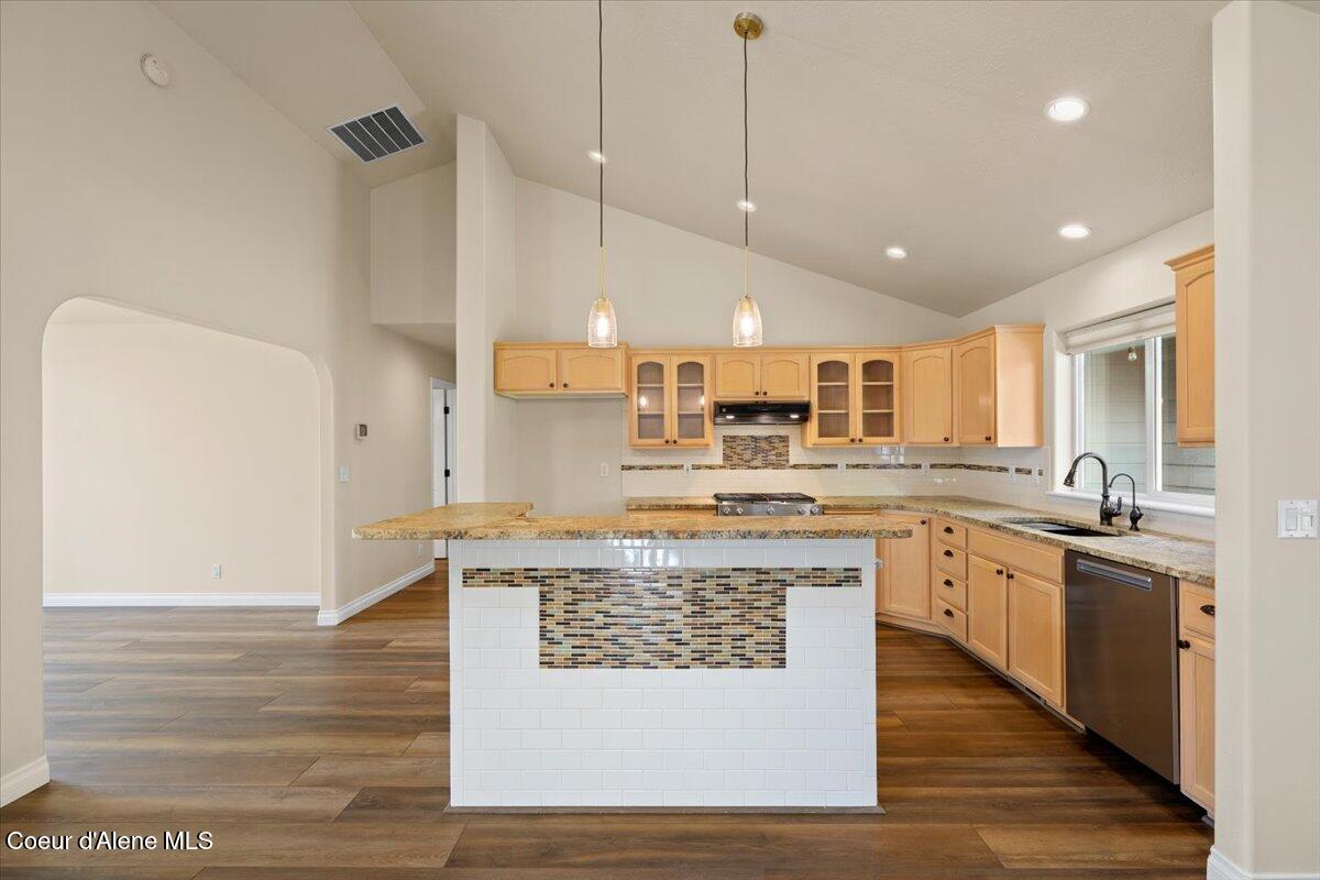 3815 North Alex Street Coeur D'Alene, ID 83815 - Photo 23 of 64 23-Kitchen
