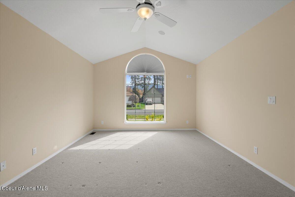 3815 North Alex Street Coeur D'Alene, ID 83815 - Photo 28 of 64 28-Primary Bedroom