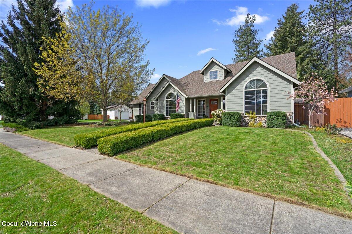 3815 North Alex Street Coeur D'Alene, ID 83815 - Photo 8 of 64 08-Front of Home