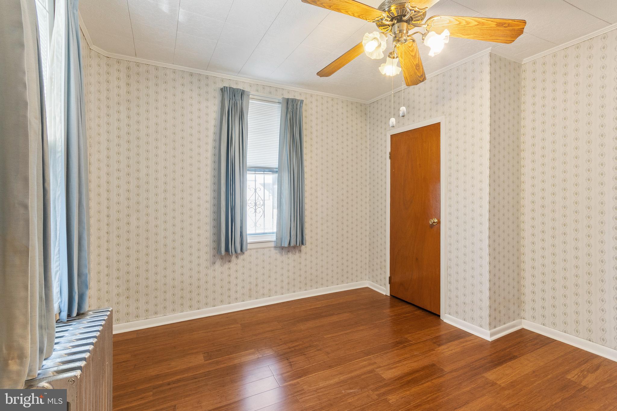 3346 Edgemont Street Philadelphia, PA 19134 - Photo 14 of 24 Great guest room sizes can double as flex space