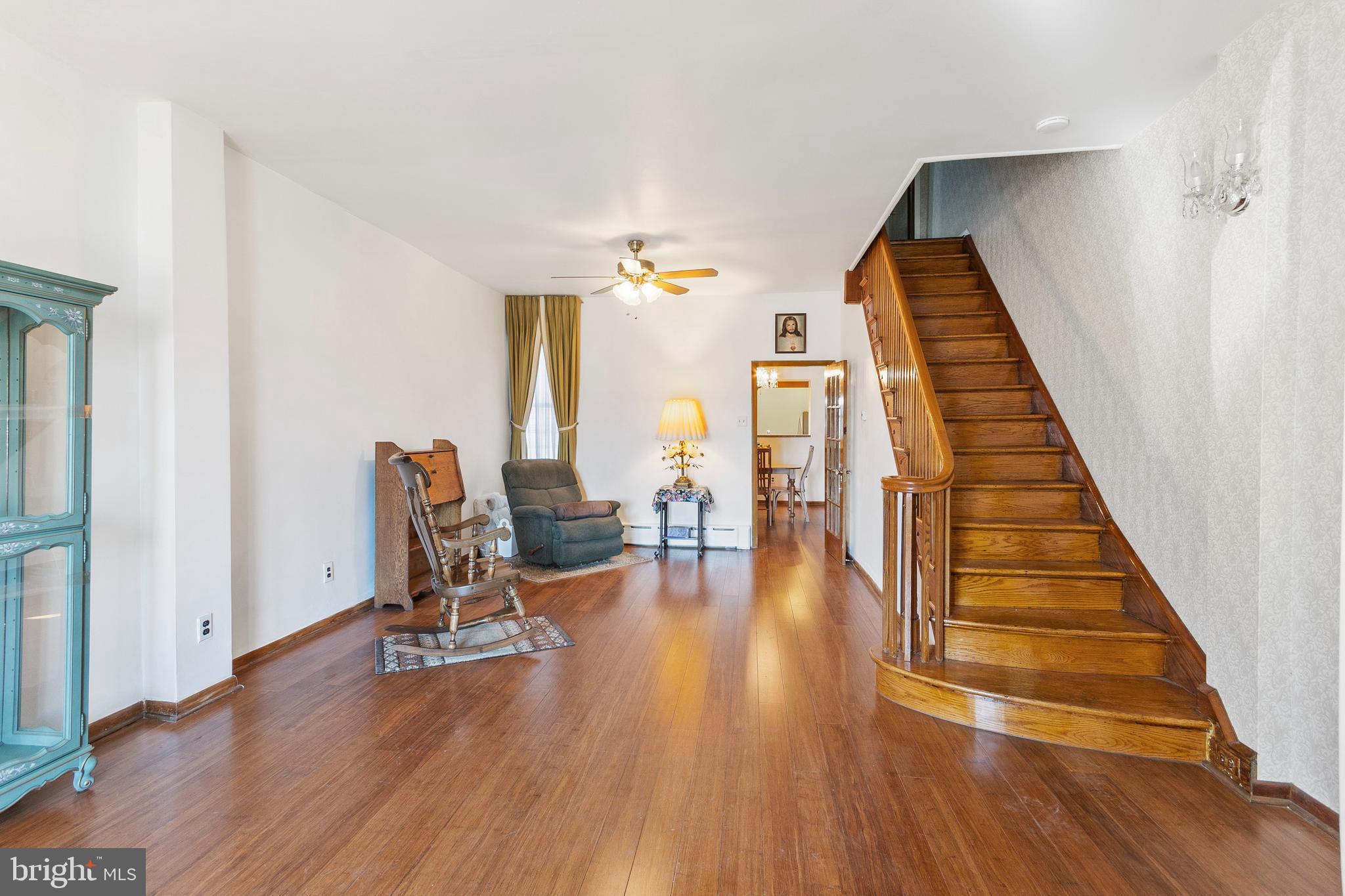 3346 Edgemont Street Philadelphia, PA 19134 - Photo 4 of 24 Wide-open living room with gorgeous bamboo floors