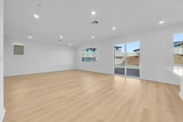 $3,450 | 34566 Sakura Lane, Winchester, CA 92596