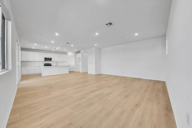 $3,450 | 34566 Sakura Lane, Winchester, CA 92596