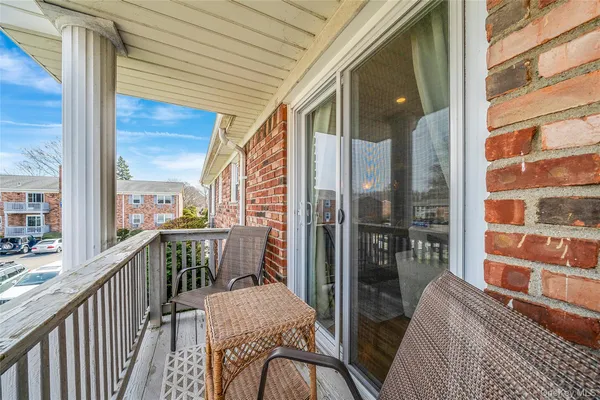 $290,000 | 118 Fair Harbor Drive, Unit 118, Patchogue, NY 11772
