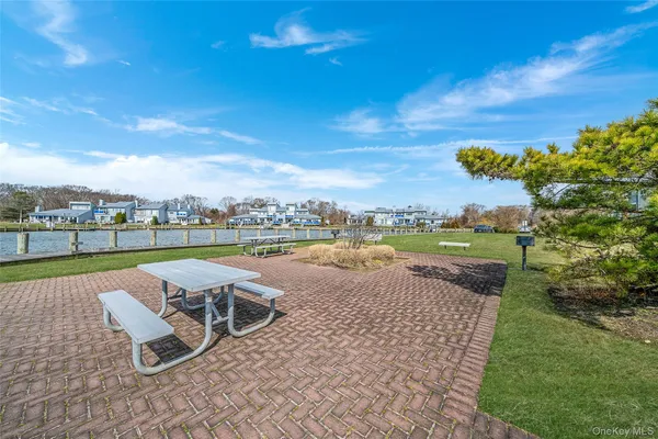 $290,000 | 118 Fair Harbor Drive, Unit 118, Patchogue, NY 11772