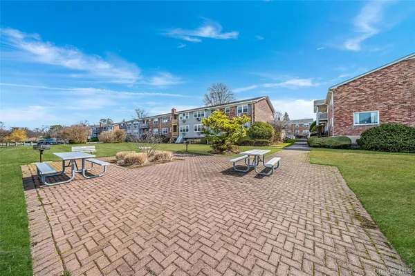 $290,000 | 118 Fair Harbor Drive, Unit 118, Patchogue, NY 11772