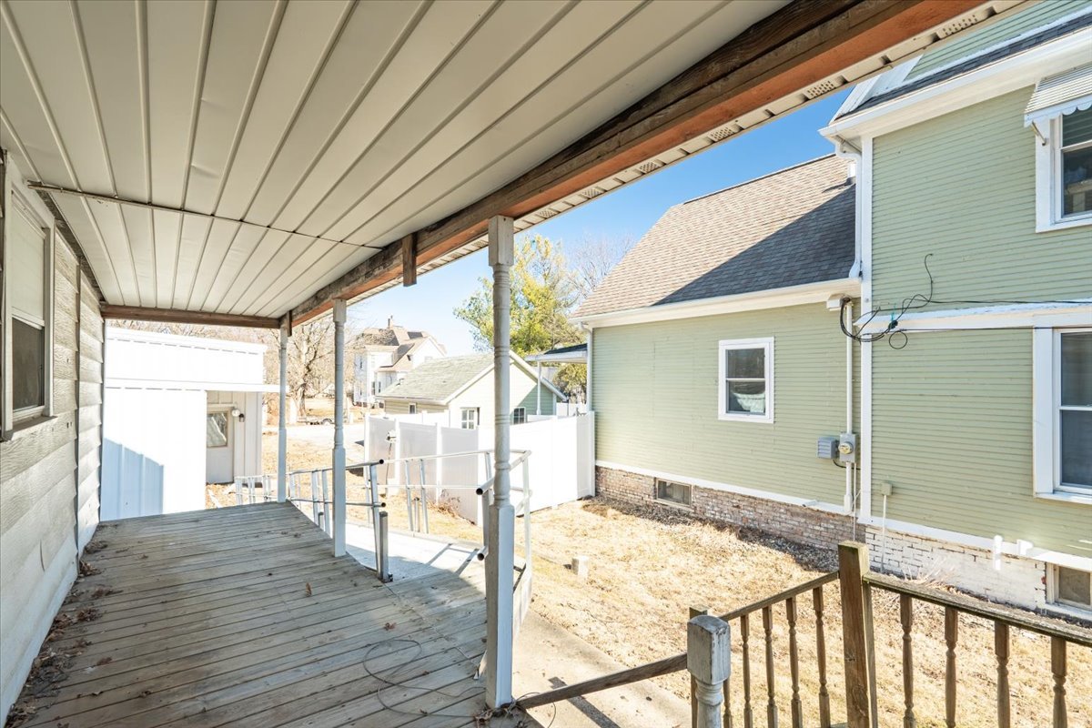 321 East 2nd Street El Paso, IL 61738 - Photo 27 of 37