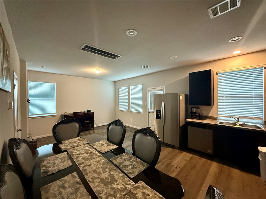 1401 Promise Drive Bryan, TX 77803 - Photo 4 of 15