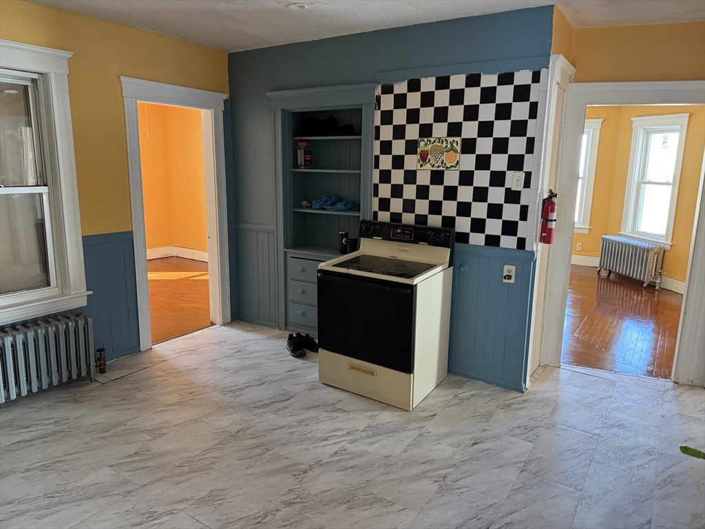 37 Rodney Street, Unit 1 Worcester, MA 01605 - Photo 9 of 10