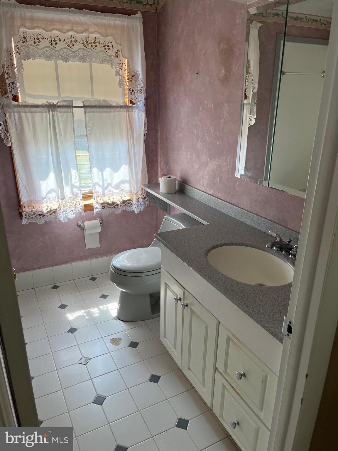 155 Avondale Road Jeffersonville, PA 19403 - Photo 7 of 14