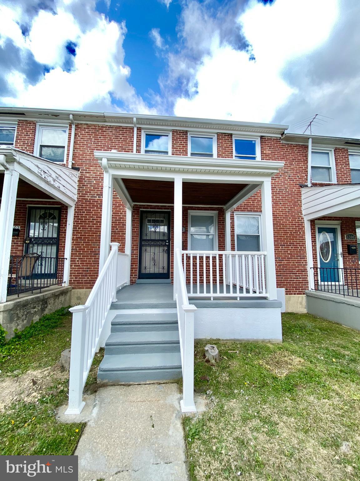 1304 Silverthorne Road Baltimore, MD 21239 - Photo 2 of 21