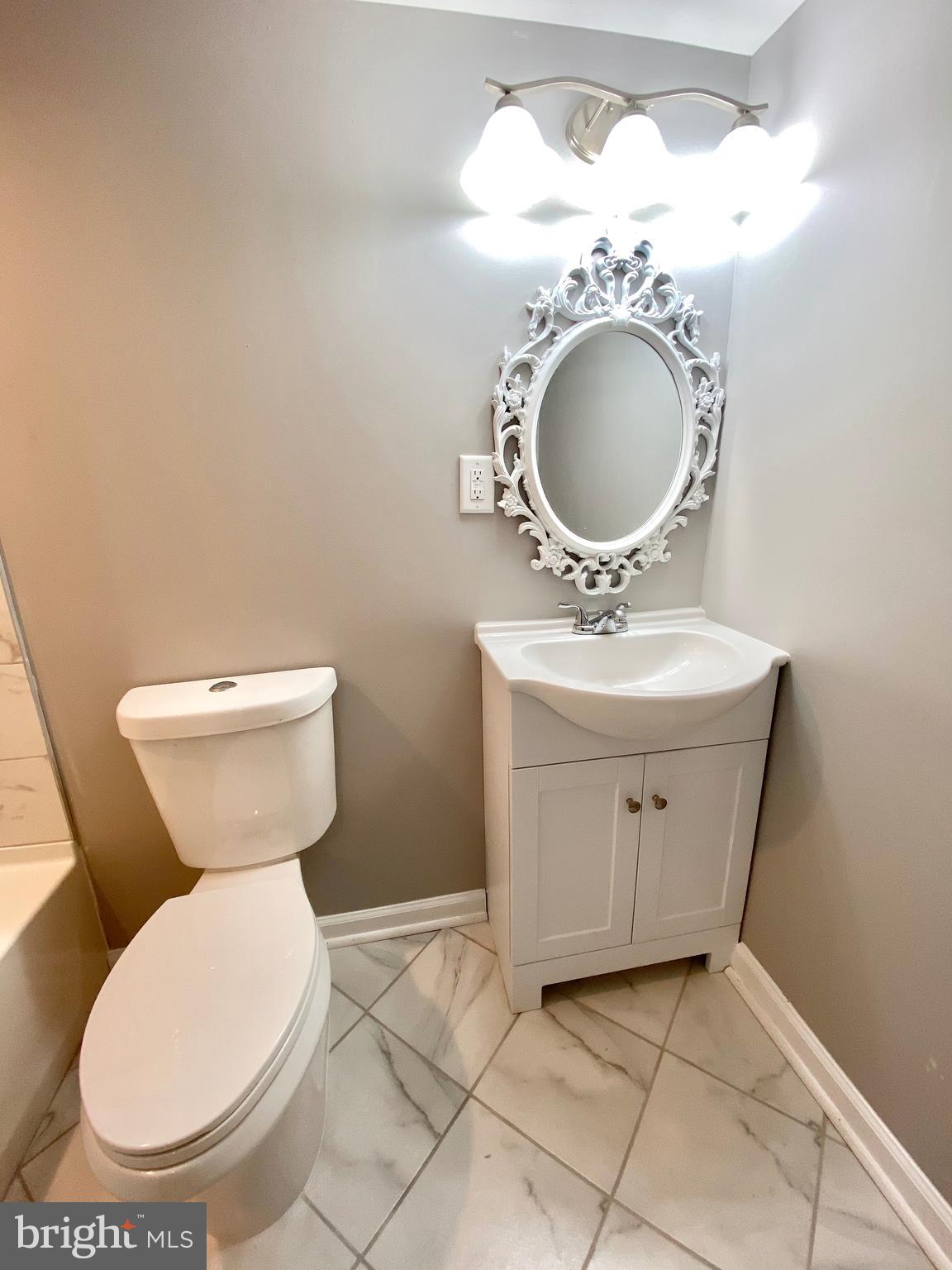1304 Silverthorne Road Baltimore, MD 21239 - Photo 18 of 21