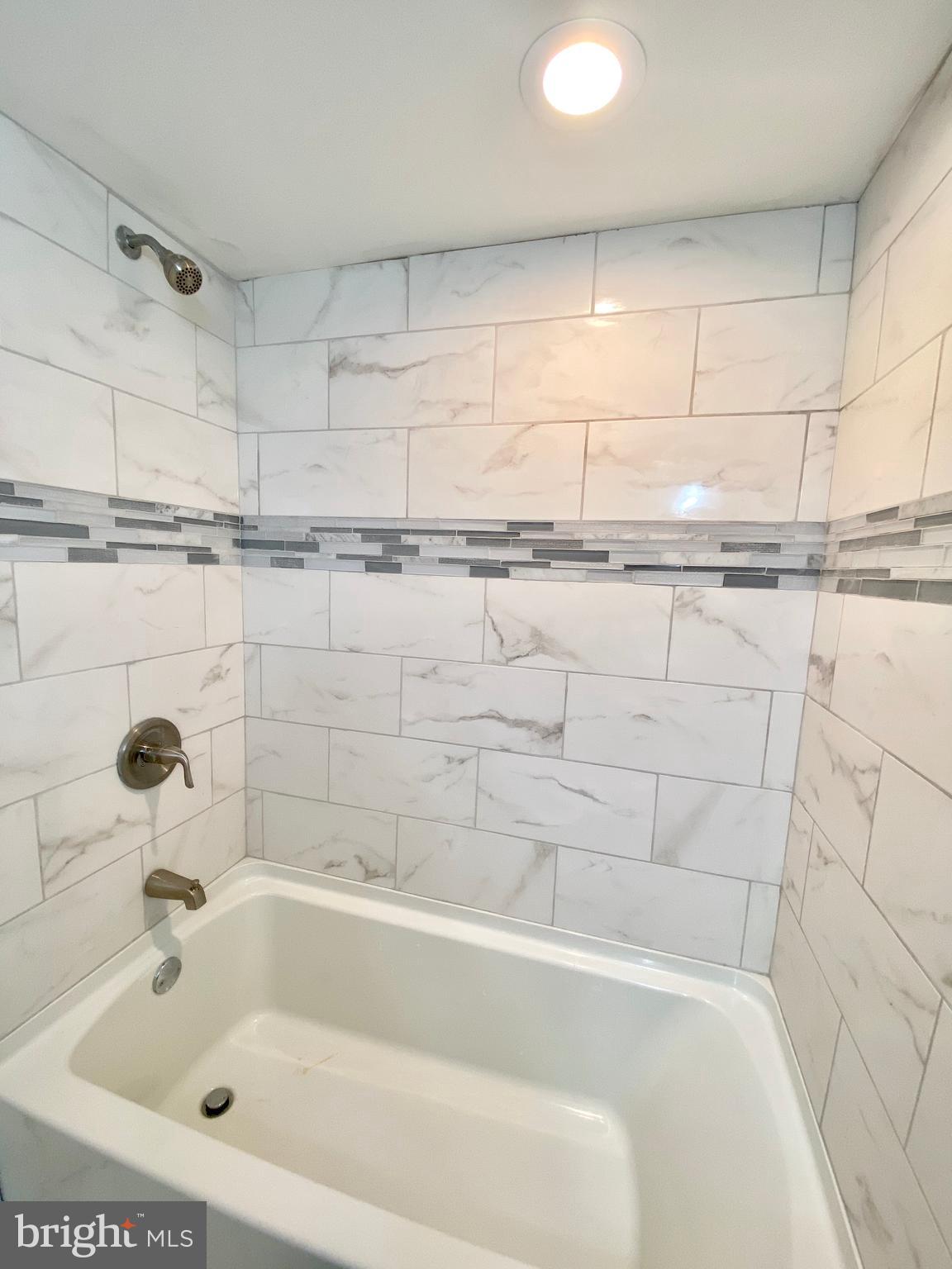 1304 Silverthorne Road Baltimore, MD 21239 - Photo 19 of 21