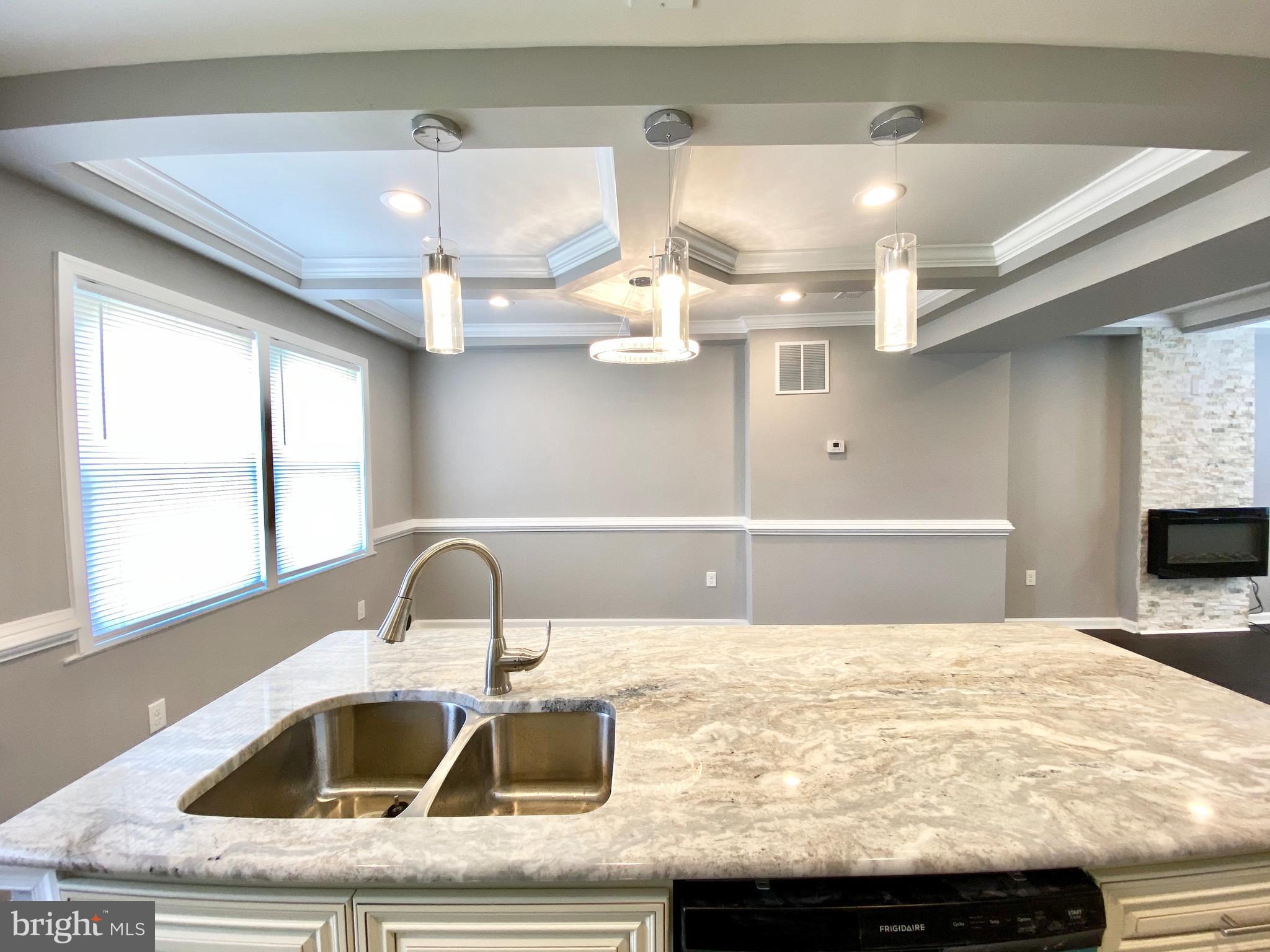 1304 Silverthorne Road Baltimore, MD 21239 - Photo 8 of 21