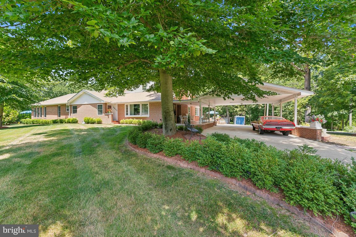 1211 Pine Lane Accokeek, MD 20607 - Photo 3 of 68