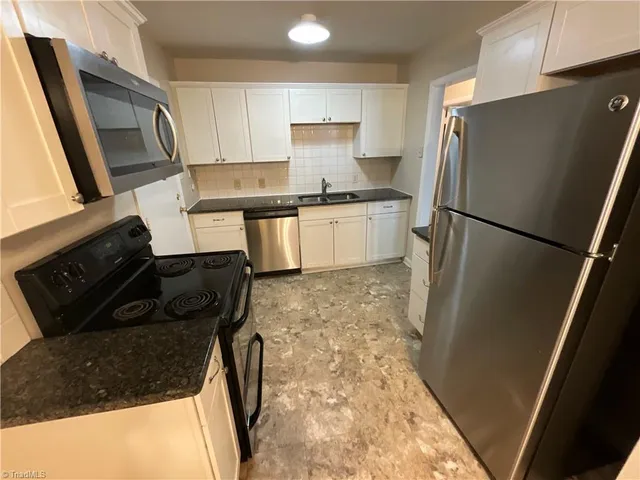 $1,650 | 2706 Wynnewood Drive, Greensboro, NC 27408