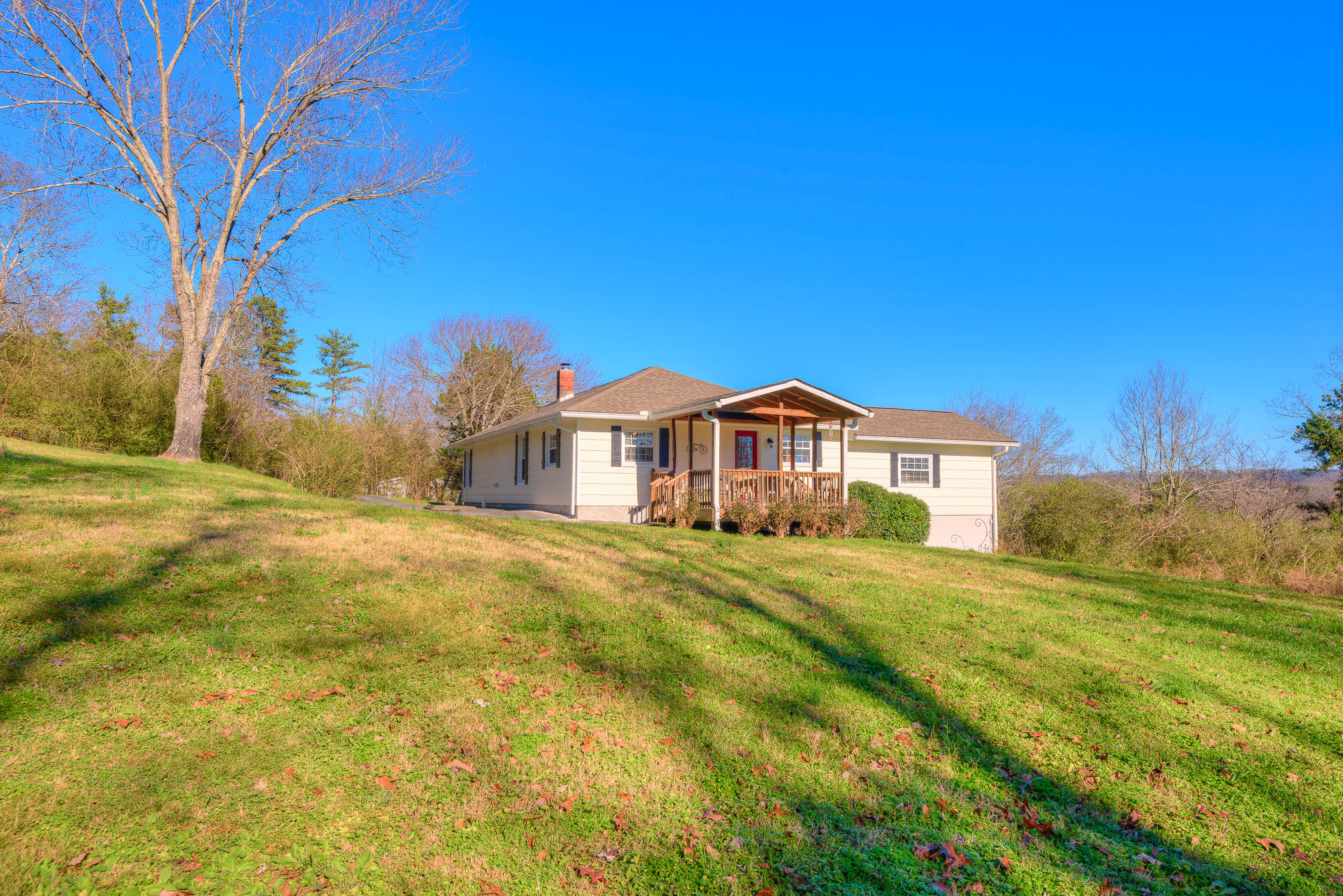 8826 Igou Gap Road Chattanooga, TN 37421 - Photo 2 of 34 xfront_1
