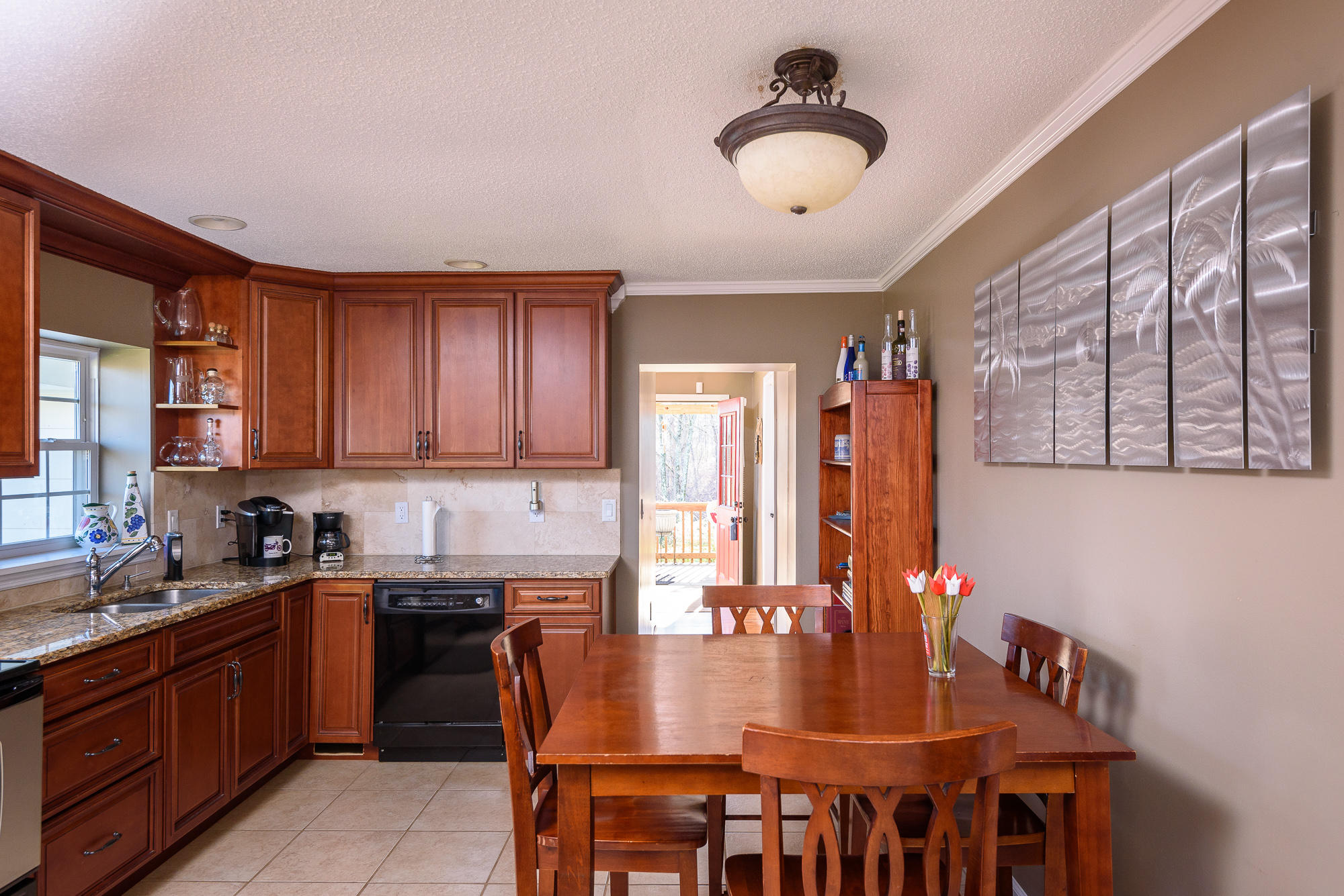 8826 Igou Gap Road Chattanooga, TN 37421 - Photo 7 of 34 kitchen_5