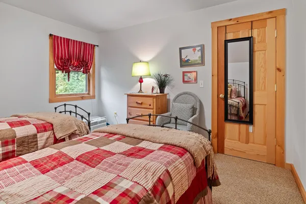 $949,000 | 157 Dartt Hill Road, Bethel, VT 05032