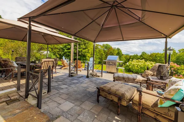 $949,000 | 157 Dartt Hill Road, Bethel, VT 05032