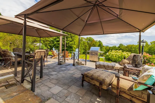 $949,000 | 157 Dartt Hill Road, Bethel, VT 05032