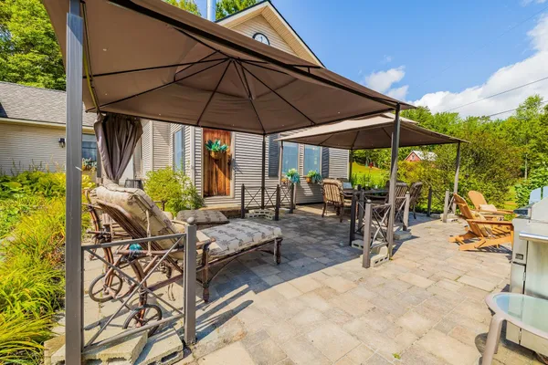 $949,000 | 157 Dartt Hill Road, Bethel, VT 05032