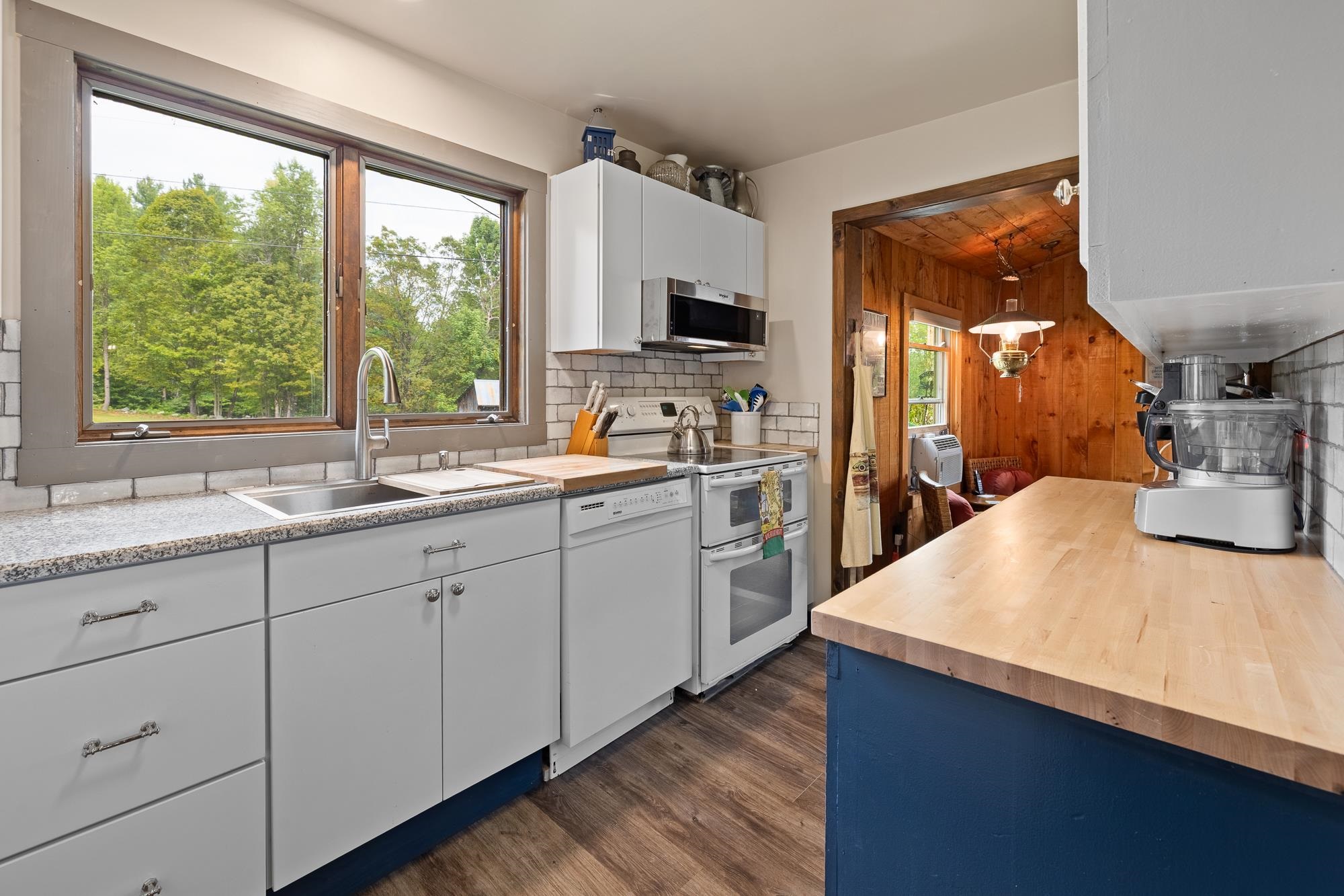 157 Dartt Hill Road Bethel, VT 05032 - Photo 9 of 55