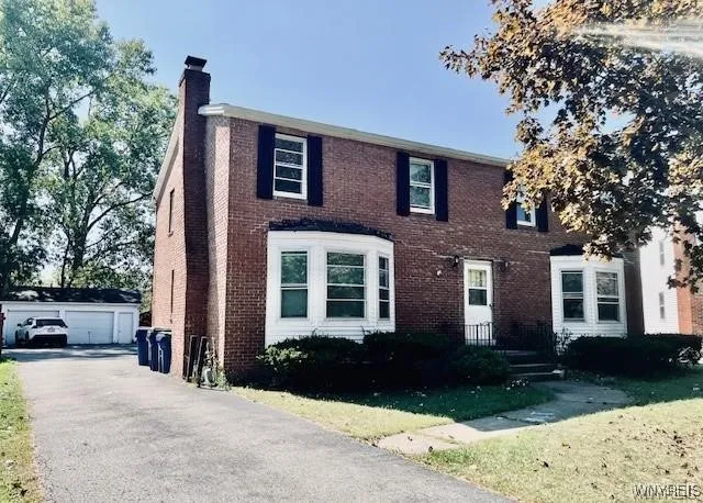 $1,800 | 199 Fairgreen Drive, Unit RIGHT, Amherst, NY 14228