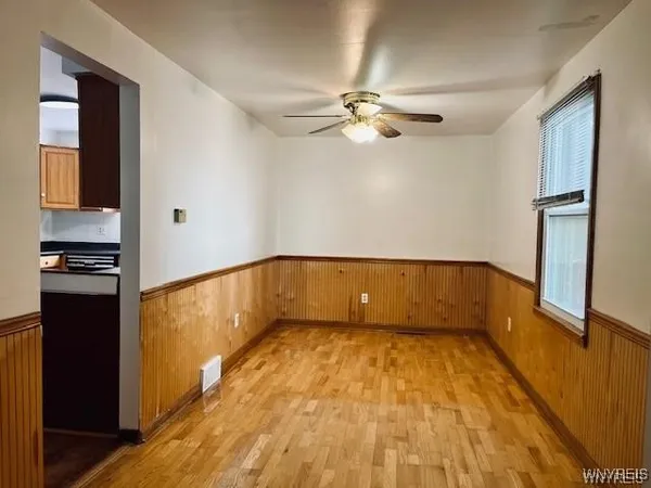 $1,800 | 199 Fairgreen Drive, Unit RIGHT, Amherst, NY 14228