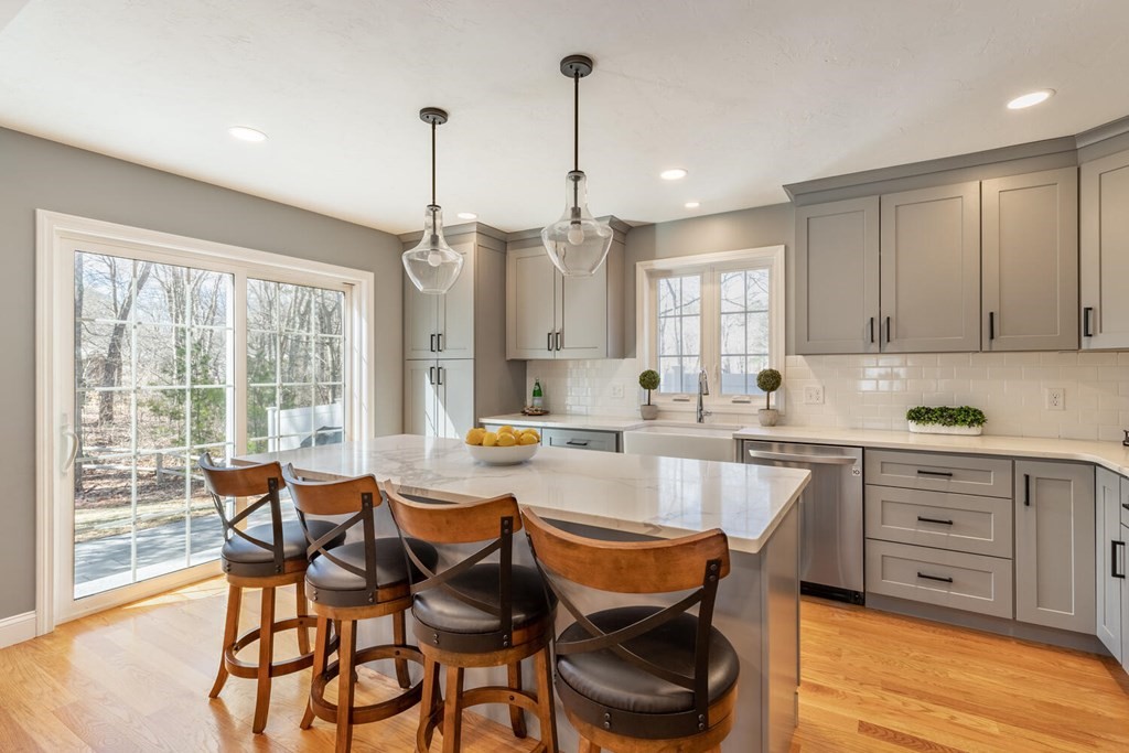 97 Batchelder Road Reading, MA 01867 - Photo 16 of 42