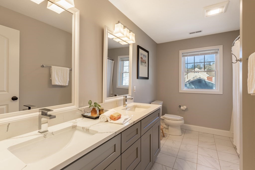 97 Batchelder Road Reading, MA 01867 - Photo 22 of 42