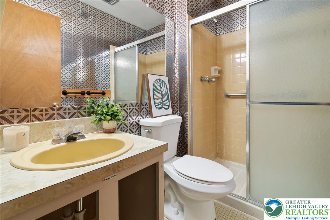 1615 Valley Forge Road Allentown, PA 18104 - Photo 19 of 38