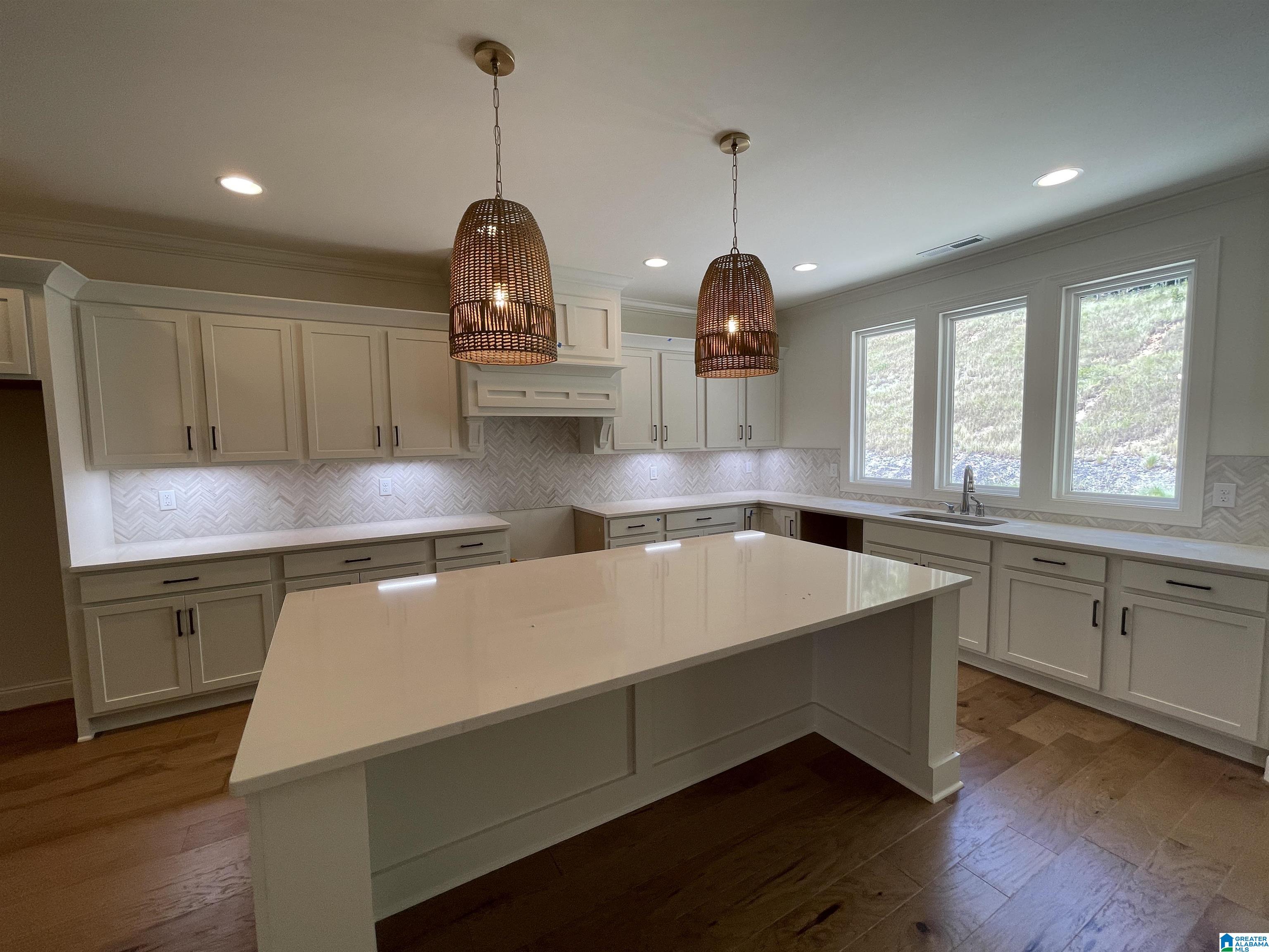 301 Kinross Circle Pelham, AL 35124 - Photo 12 of 21