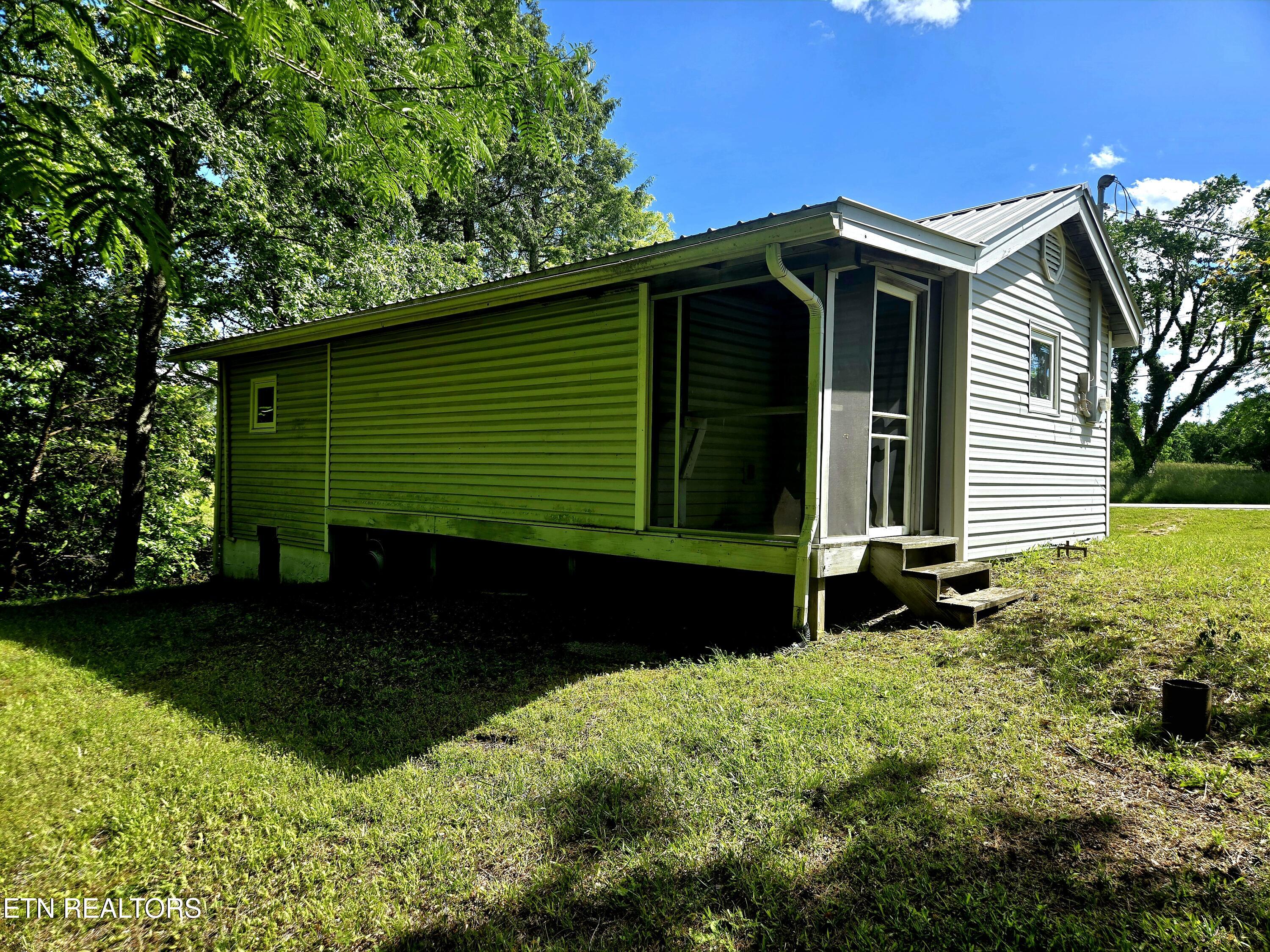 2329 Leatherwood Ford Road Jamestown, TN 38556 - Photo 4 of 11 4