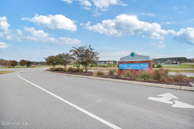 $625,000 | 128 Creekside Drive, Moyock, NC 27958