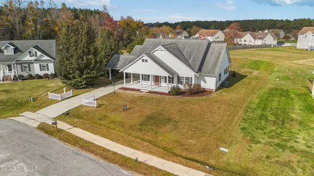 $625,000 | 128 Creekside Drive, Moyock, NC 27958