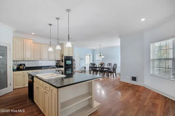 $610,000 | 128 Creekside Drive, Moyock, NC 27958