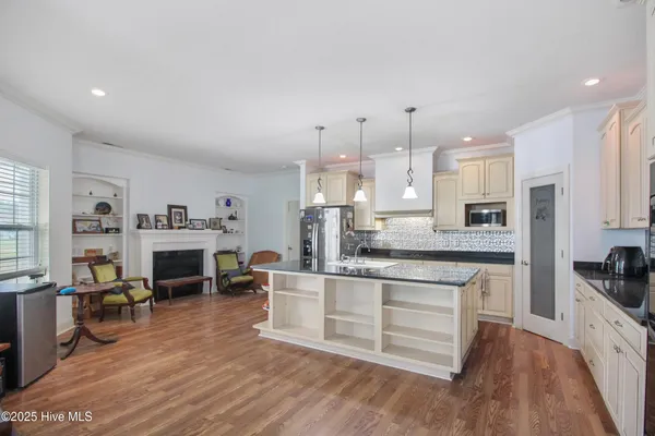 $610,000 | 128 Creekside Drive, Moyock, NC 27958