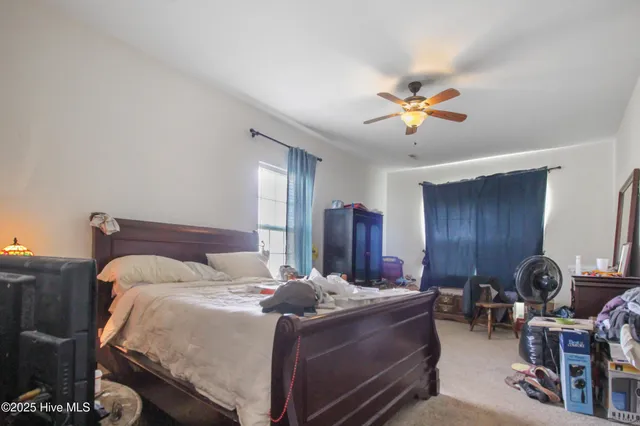 $625,000 | 128 Creekside Drive, Moyock, NC 27958