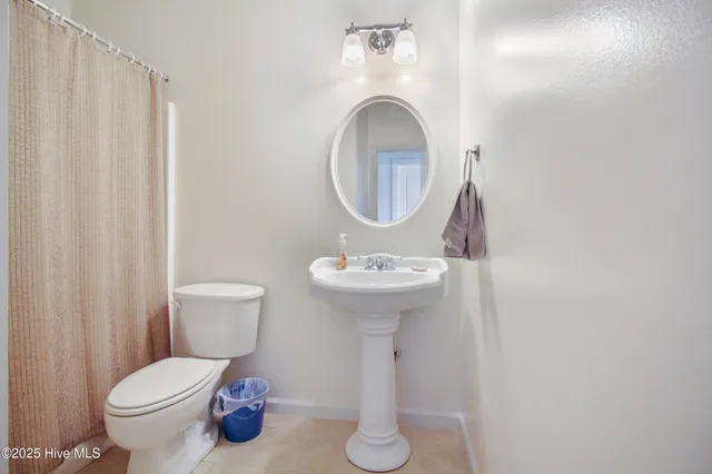 $625,000 | 128 Creekside Drive, Moyock, NC 27958