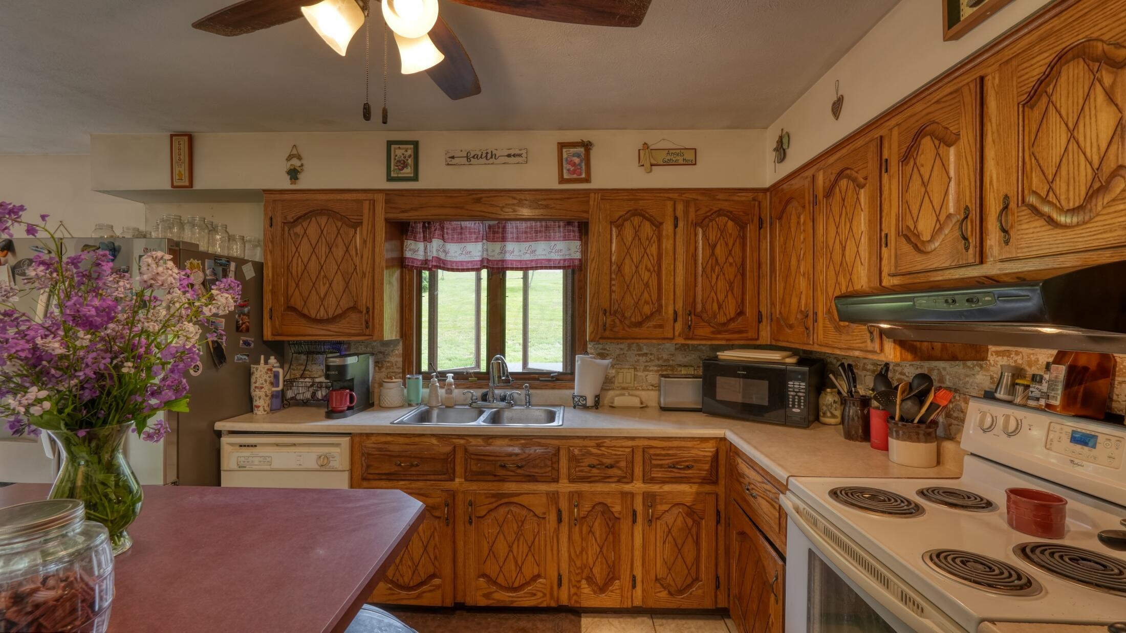 2631 Coopermill Road Zanesville, OH 43701 - Photo 10 of 36 coopermill_9
